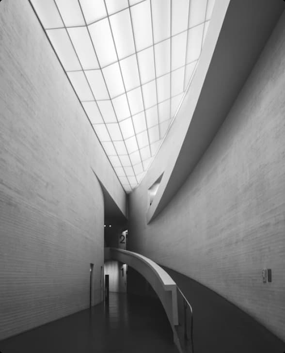 07. Structural Balance — Milan